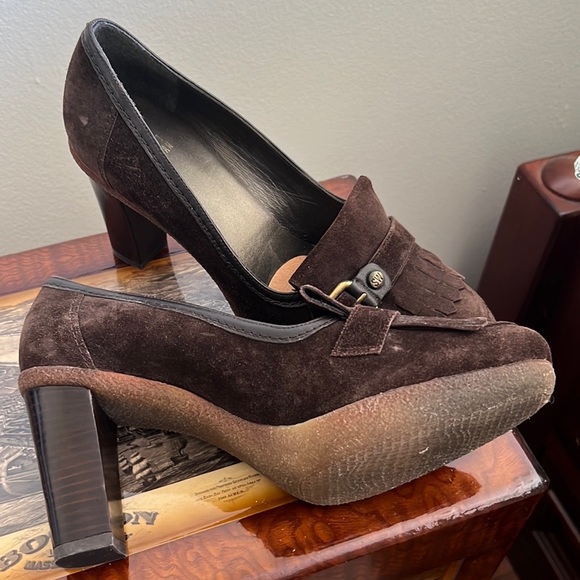 Stuart Weitzman shoes women Size 9M brown color - Picture 9 of 9